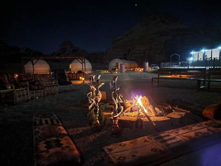 Sami Al Muzna Rum Camp Wadi Rum Exterior photo