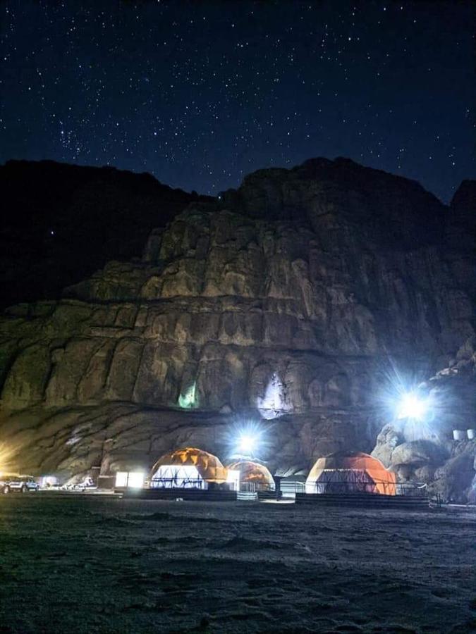 Sami Al Muzna Rum Camp Wadi Rum Exterior photo