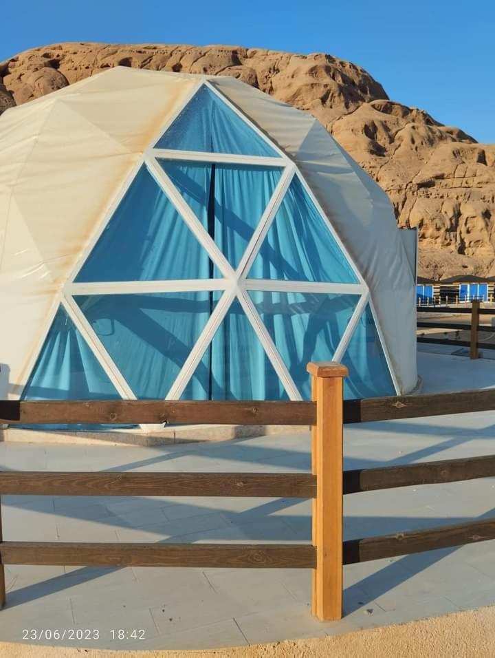 Sami Al Muzna Rum Camp Wadi Rum Exterior photo